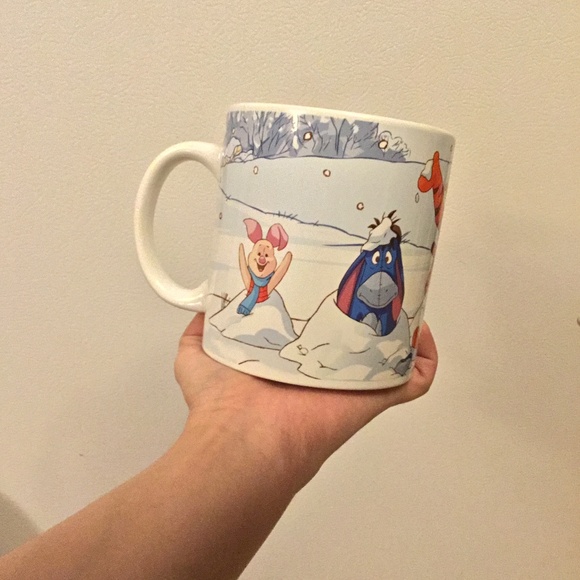 Winnie holiday large mug - Picture 4 of 4
